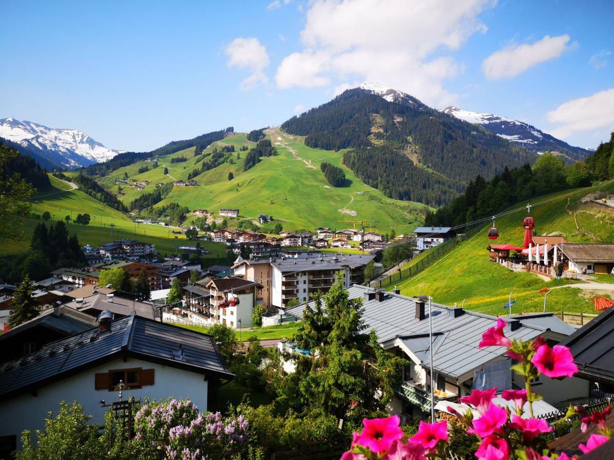 Haus Sonnenschein Leilighet Saalbach-Hinterglemm Eksteriør bilde